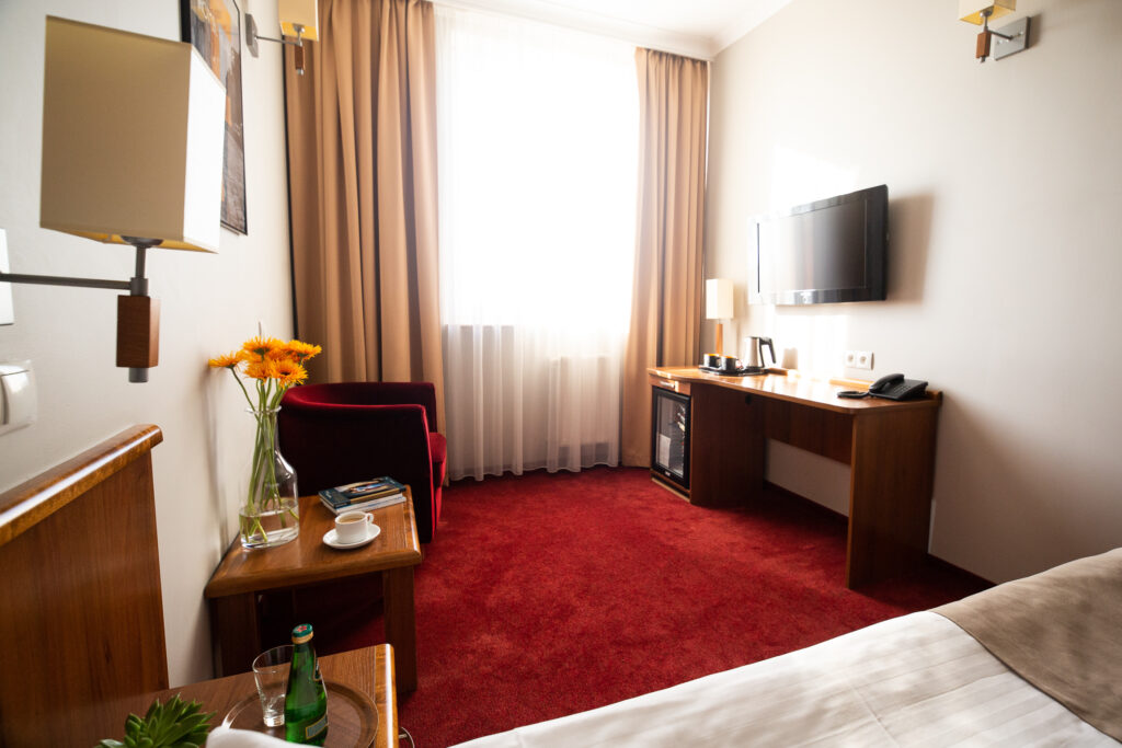 Nocowanie hotel Toruń